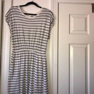 H&M dress (with pockets)